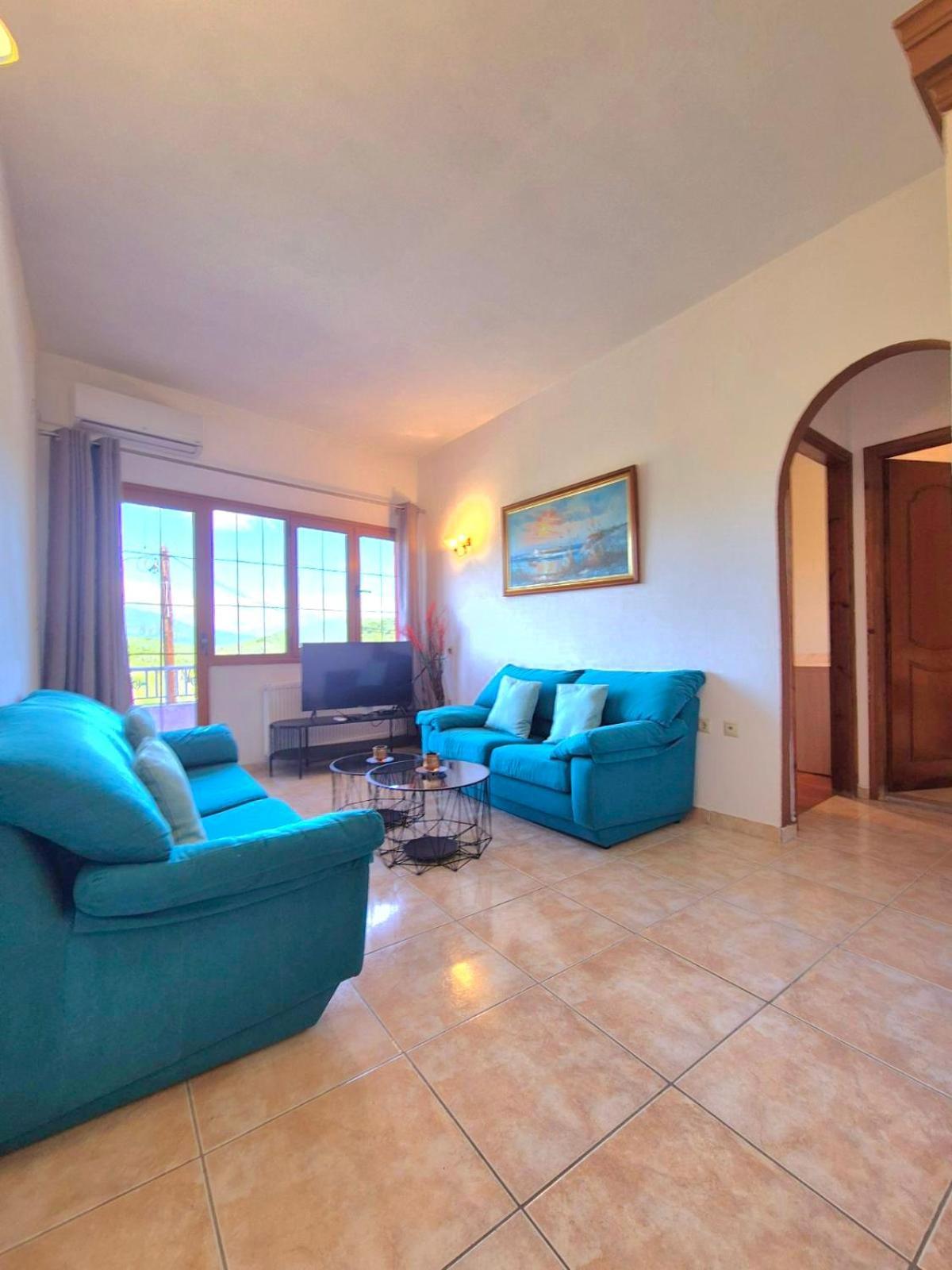 J&B Countryside Life Apartment Agios Matthaios  ภายนอก รูปภาพ